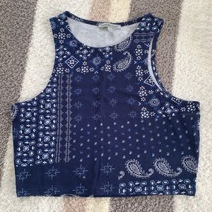 Crop top